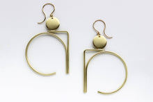 Load image into Gallery viewer, Poplar Earrings
