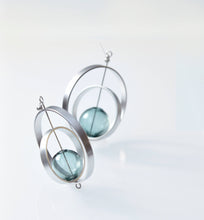 Load image into Gallery viewer, Eris Earrings
