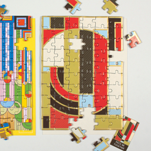 Load image into Gallery viewer, Frank Lloyd Wright Hoffman Rug Greeting Card Puzzle
